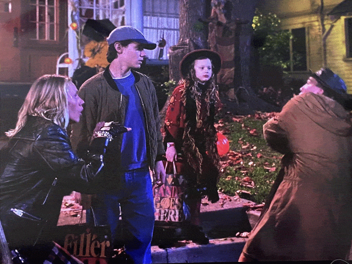 Jay and Ice from hocus pocus.